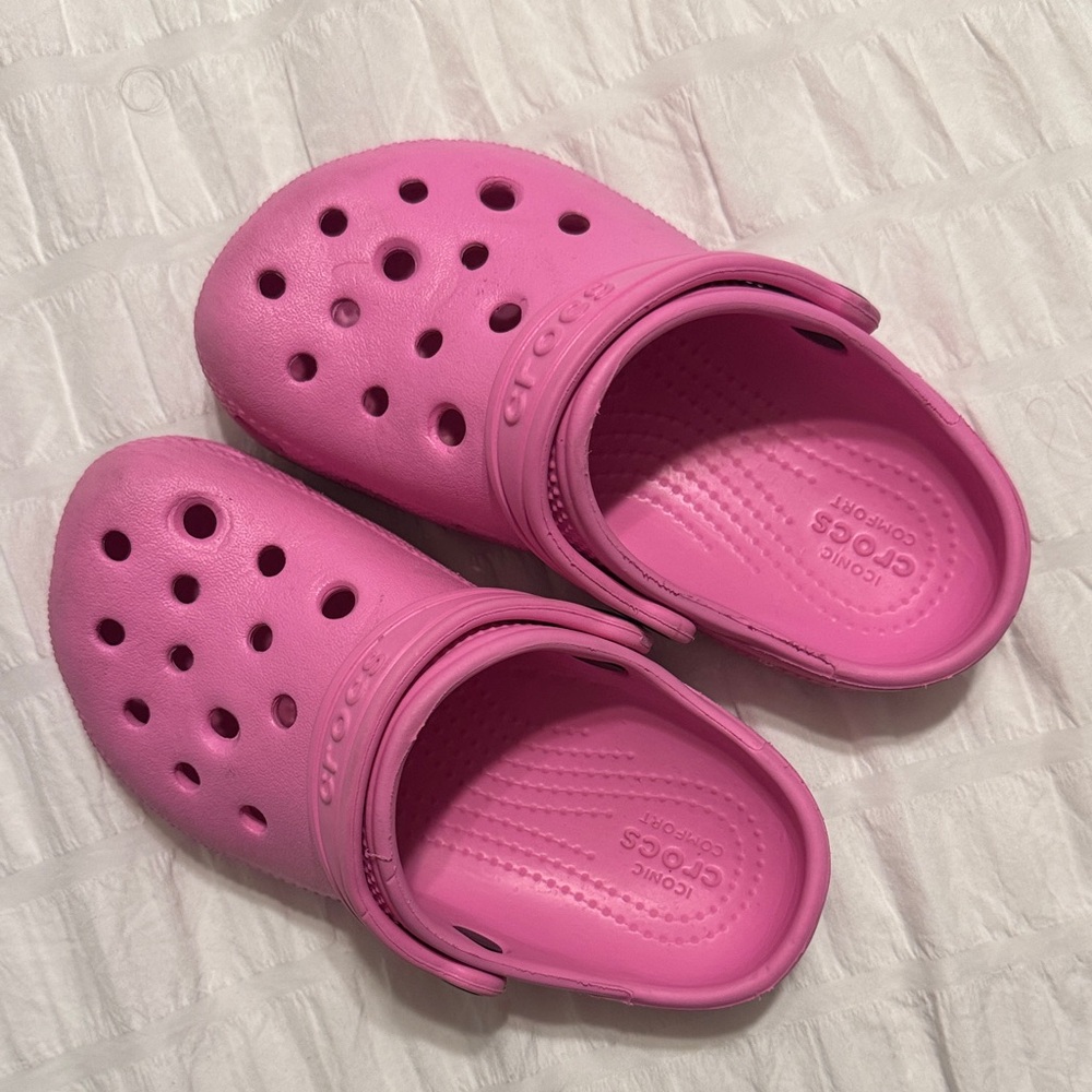 CROCS Kids Water Shoes - Vibrant Pink